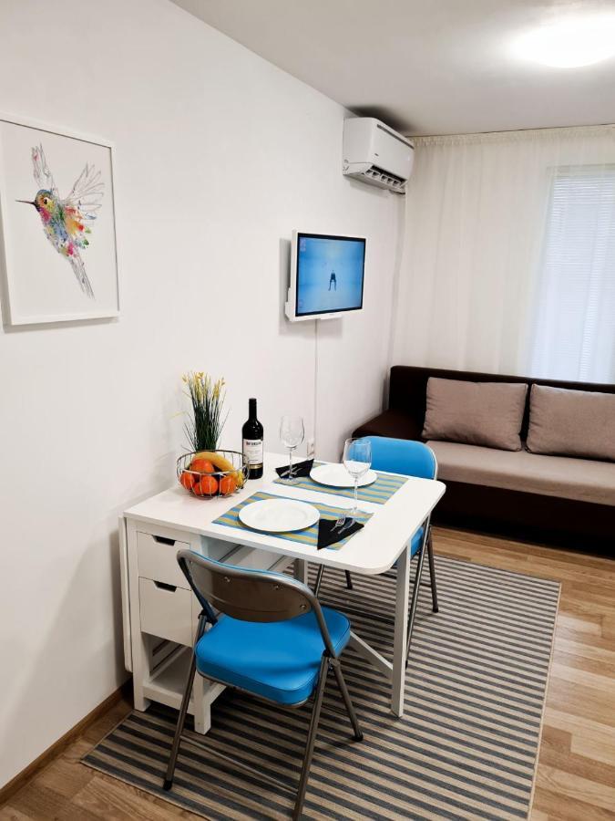 Aloha Apartment Burgas ภายนอก รูปภาพ